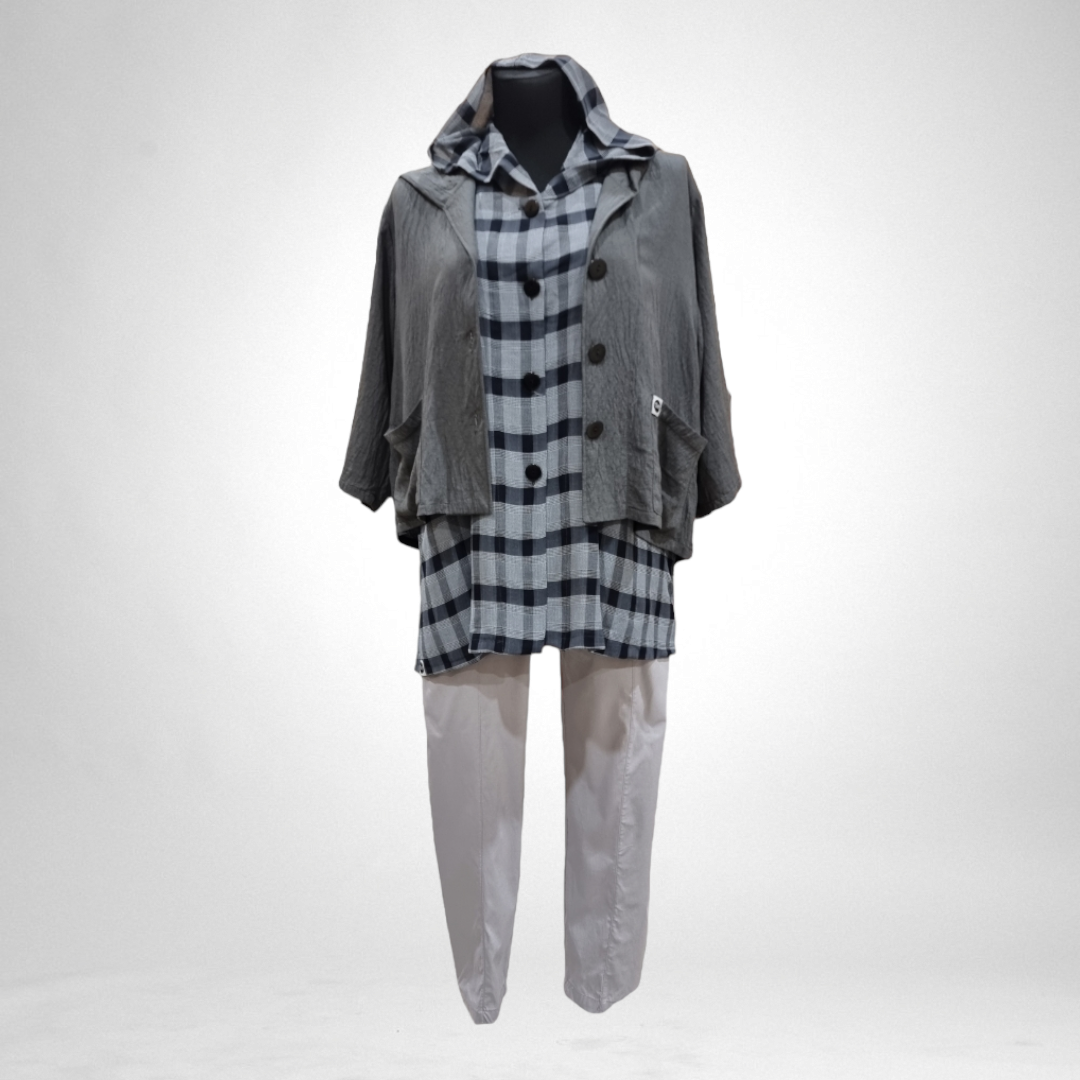 Bluse/ Jacke mit Kapuze in Blau und Pink  in Karomuster
