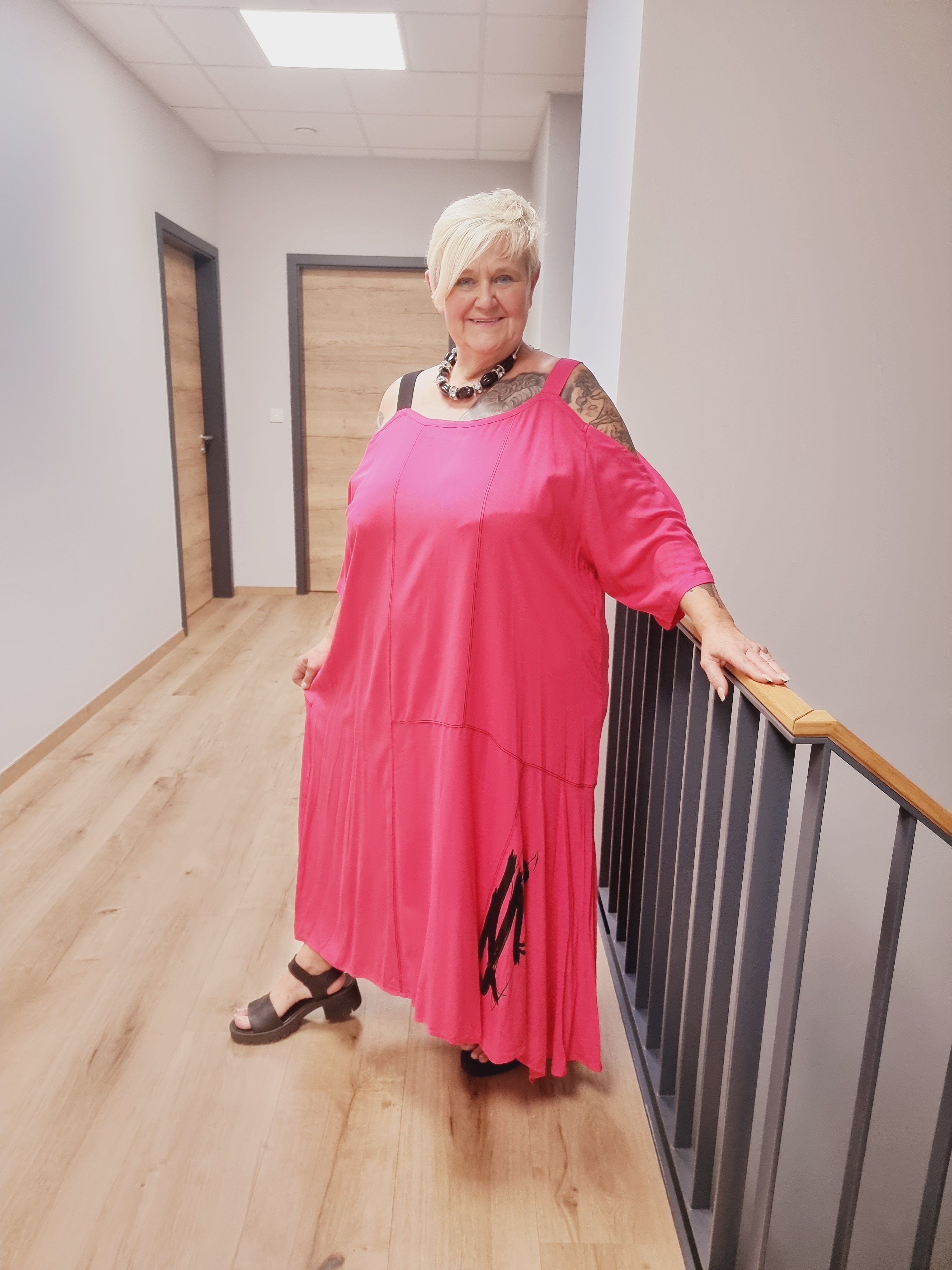 Kleid mit Cut Outs von CN-G in Pink bis Größe 62 