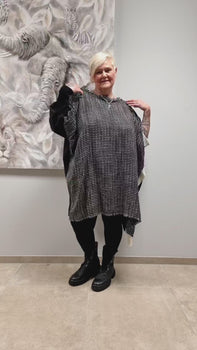 Stricküberwurf/ Pullover von CN-G Hahnentritt Einheitsgröße Tragbar Gr 38/40 bis 64 +