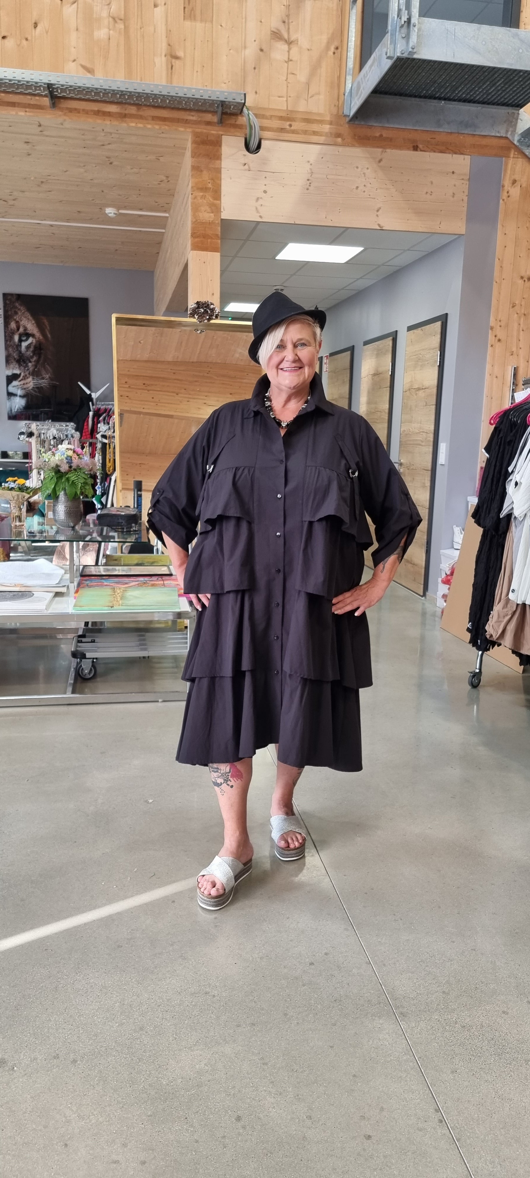 CN-G Tunika Jacke Kleid in Schwarz mit Volants bis Gr 54