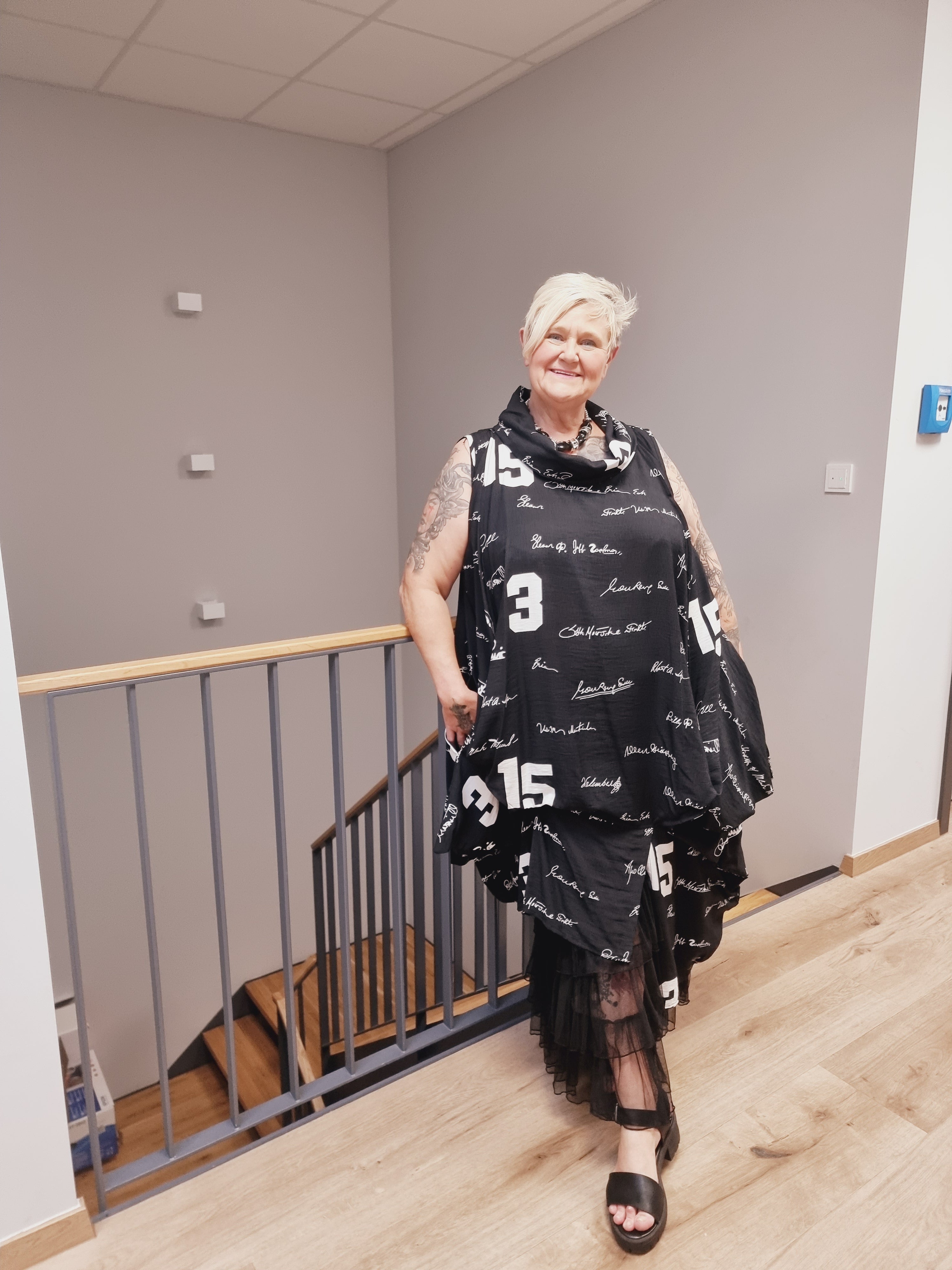 Kleid Longtunika von Mädchenglück in Schwarz Weiß und Rot Schwarz bis Gr 58/60