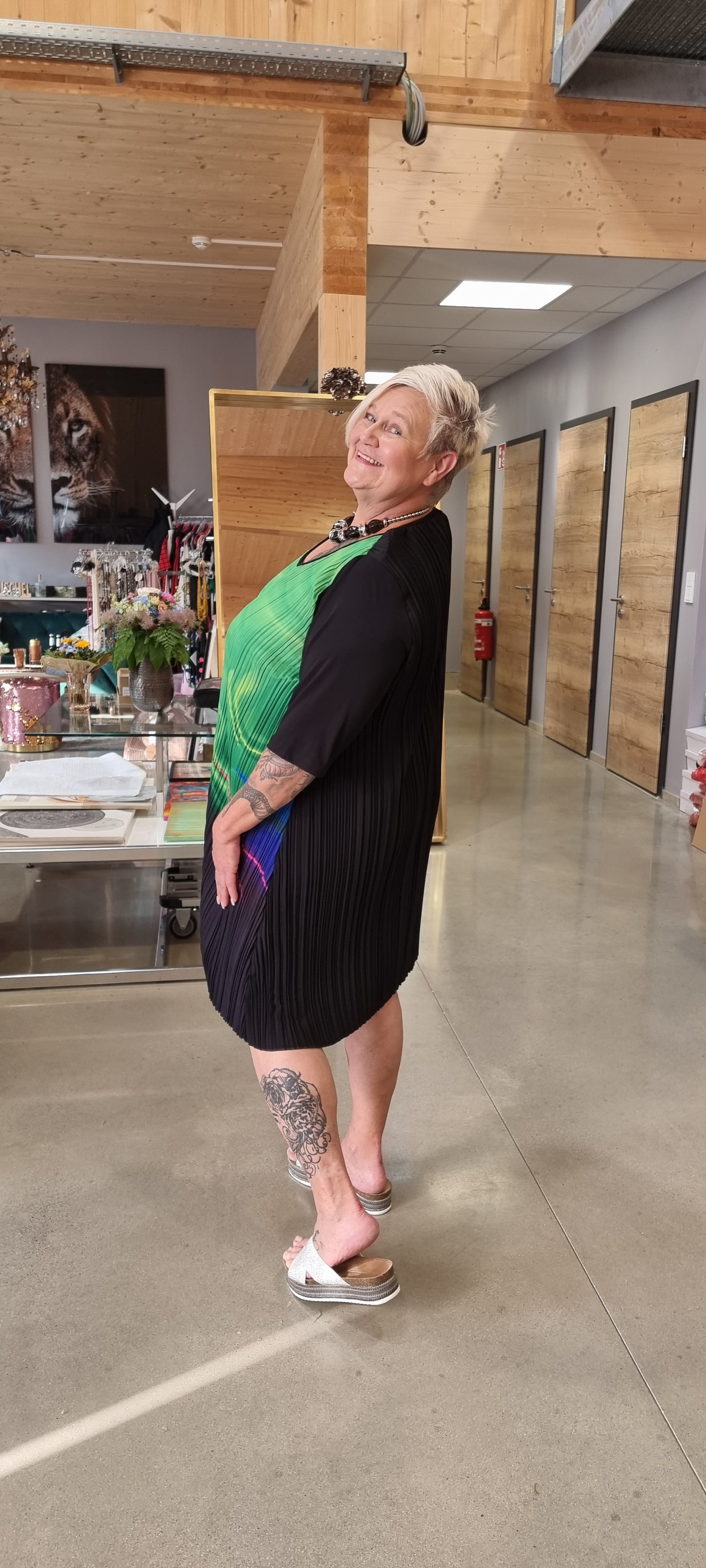CN-G Kleid Tunika in 3 Größen Schwarz Grün bis Größe 58