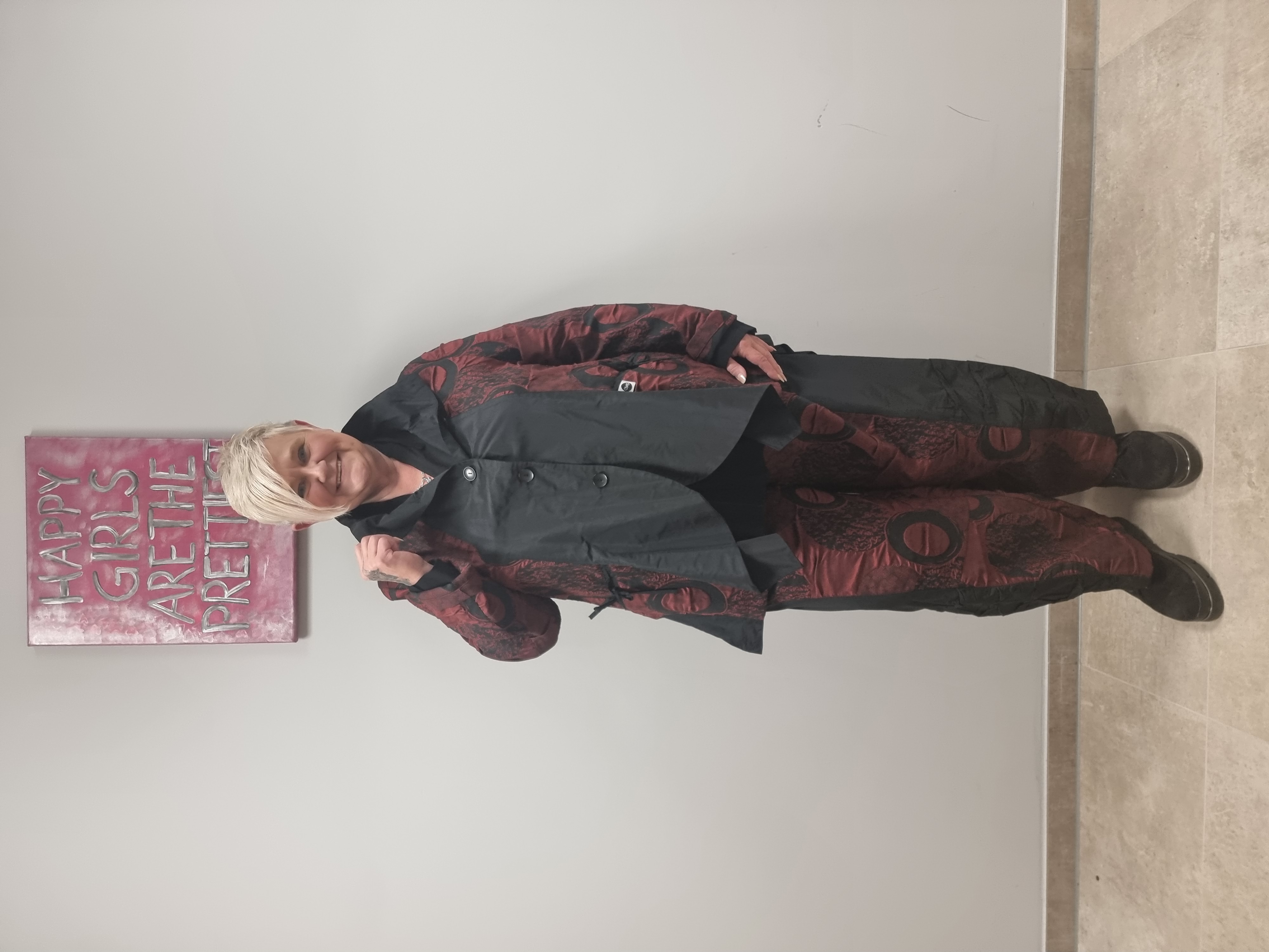 Hose von Mädchenglück in 2 Farben und 3 Größen passender Blazer auch im Shop