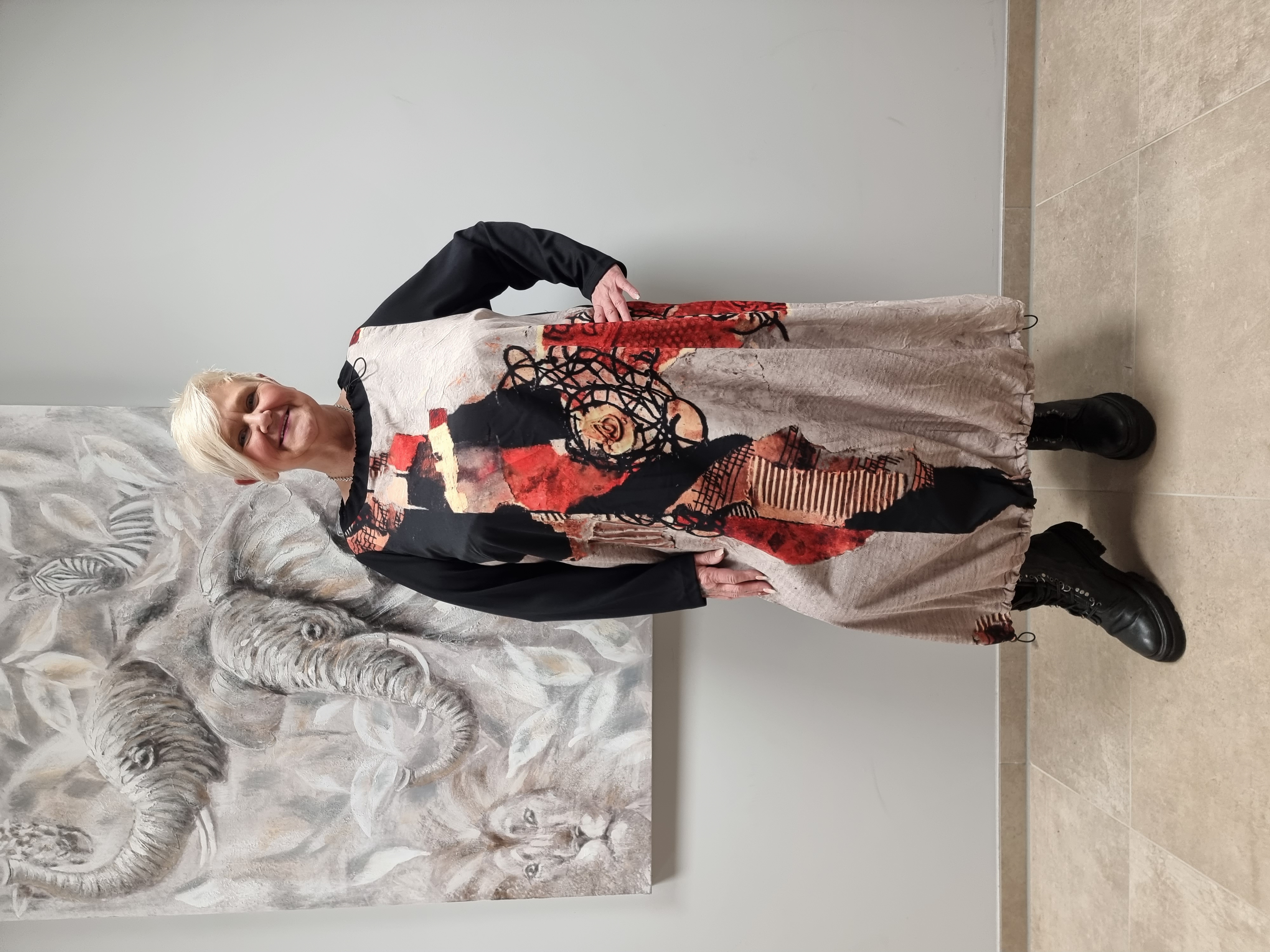 Kleid von CN-G in 4 Größe bis Größe 60/62