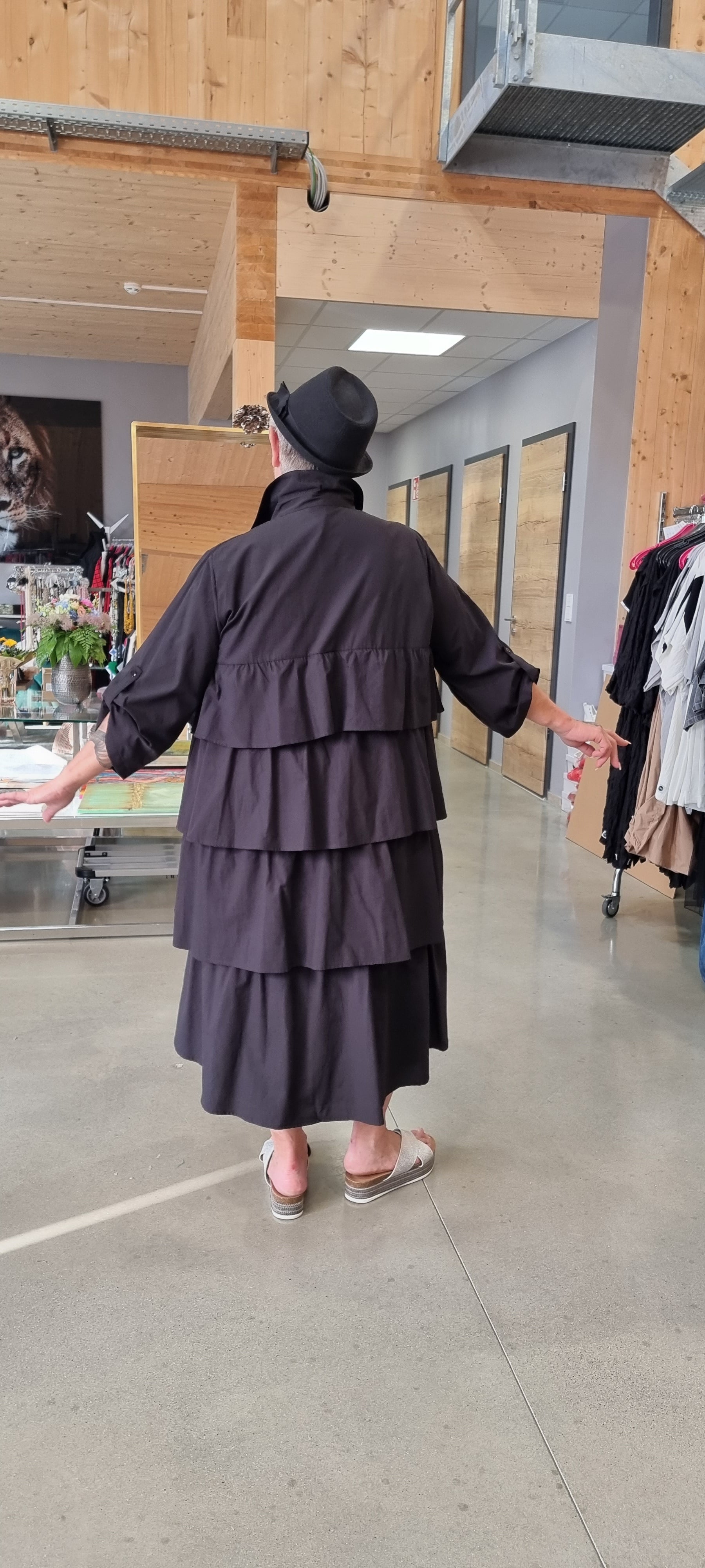 CN-G Tunika Jacke Kleid in Schwarz mit Volants bis Gr 54