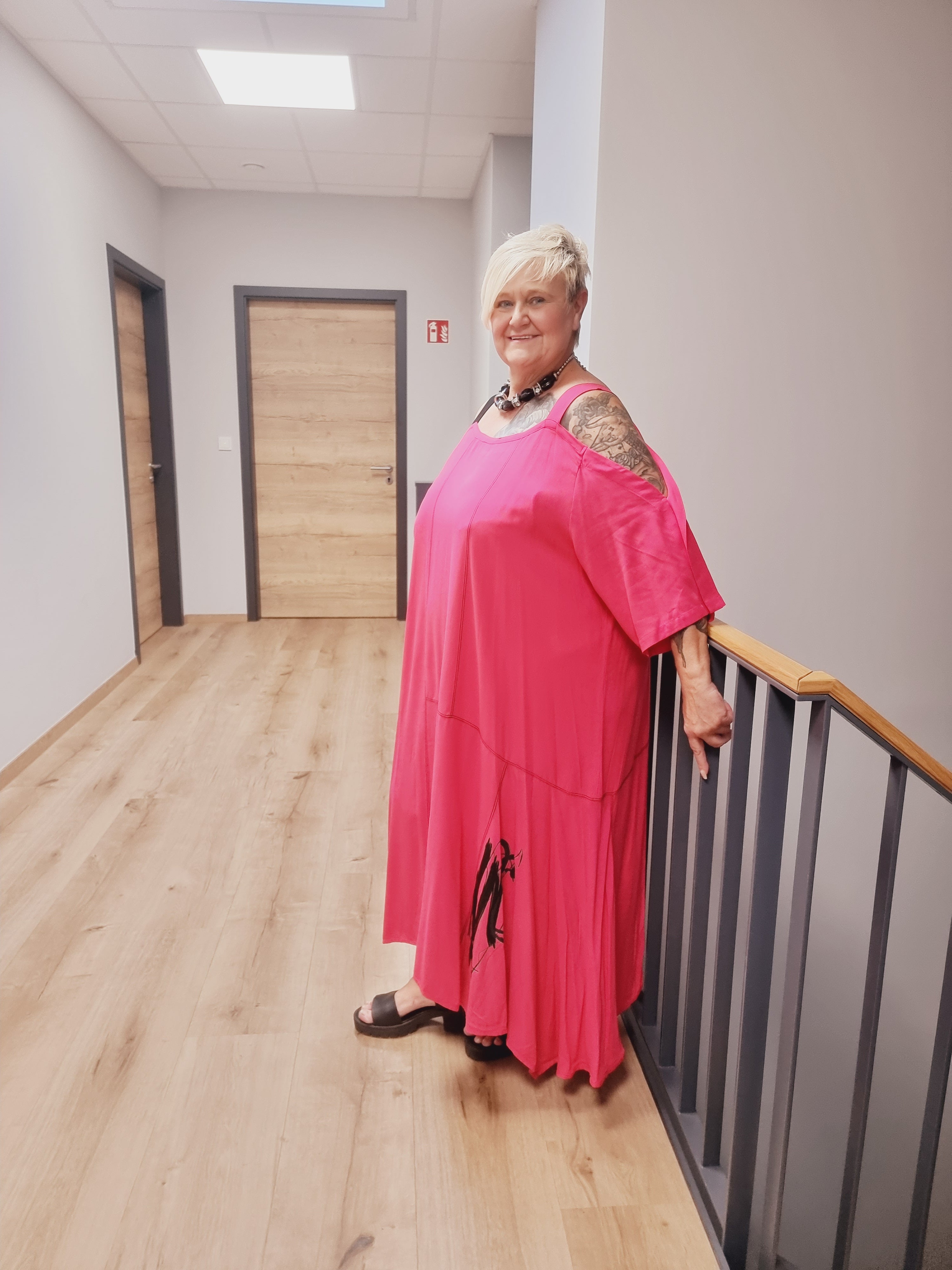 Kleid mit Cut Outs von CN-G in Pink bis Größe 62 