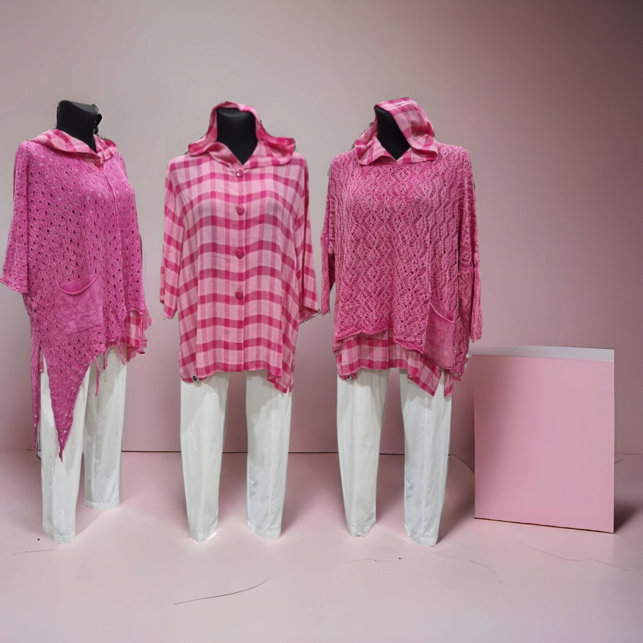 Bluse/ Jacke mit Kapuze in Blau und Pink  in Karomuster